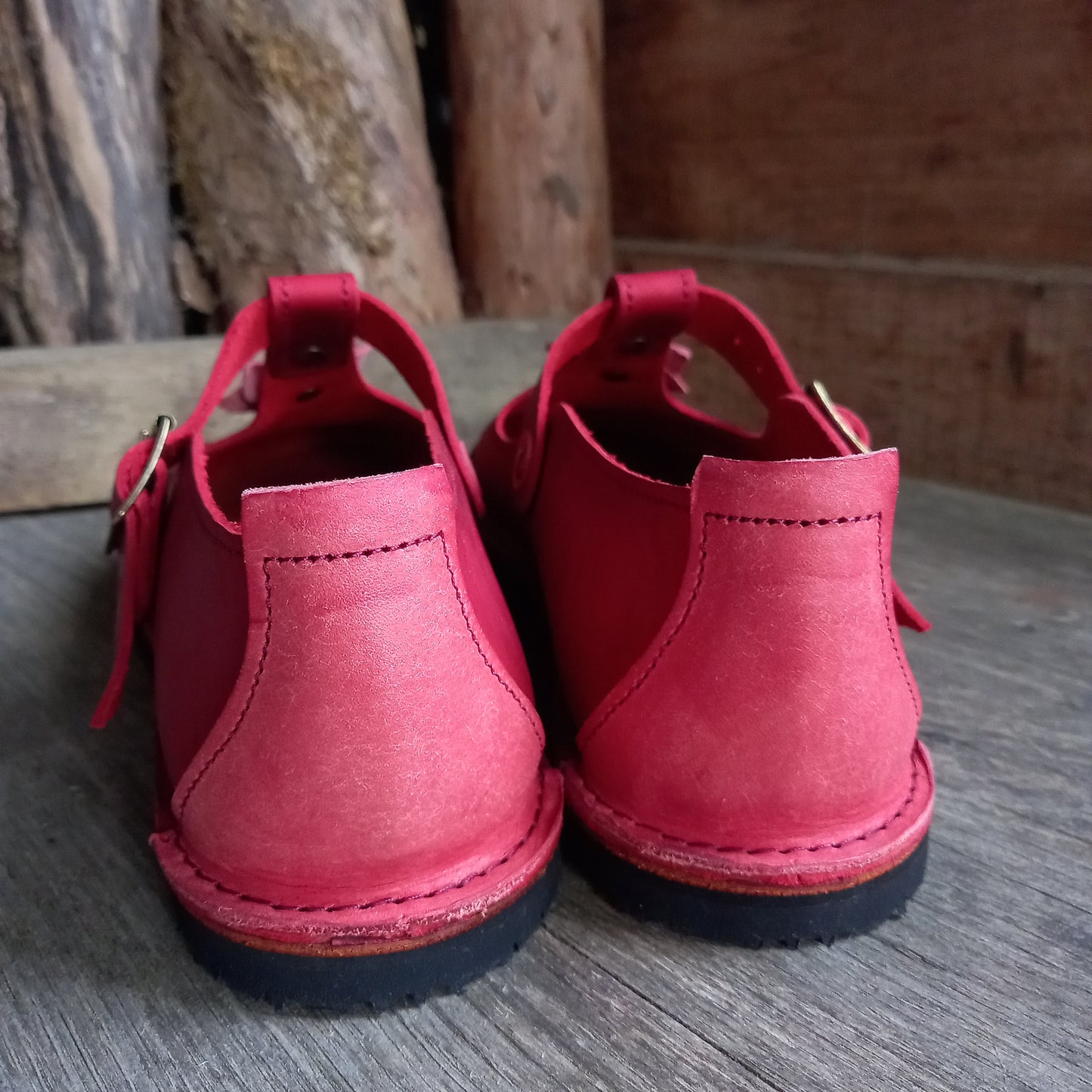 UK 7. LUPY Shoe. 4955