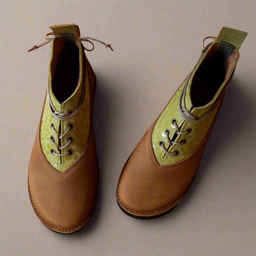 UK 6. WILLO Boot. 4991. Vibram Chunky Wedge.