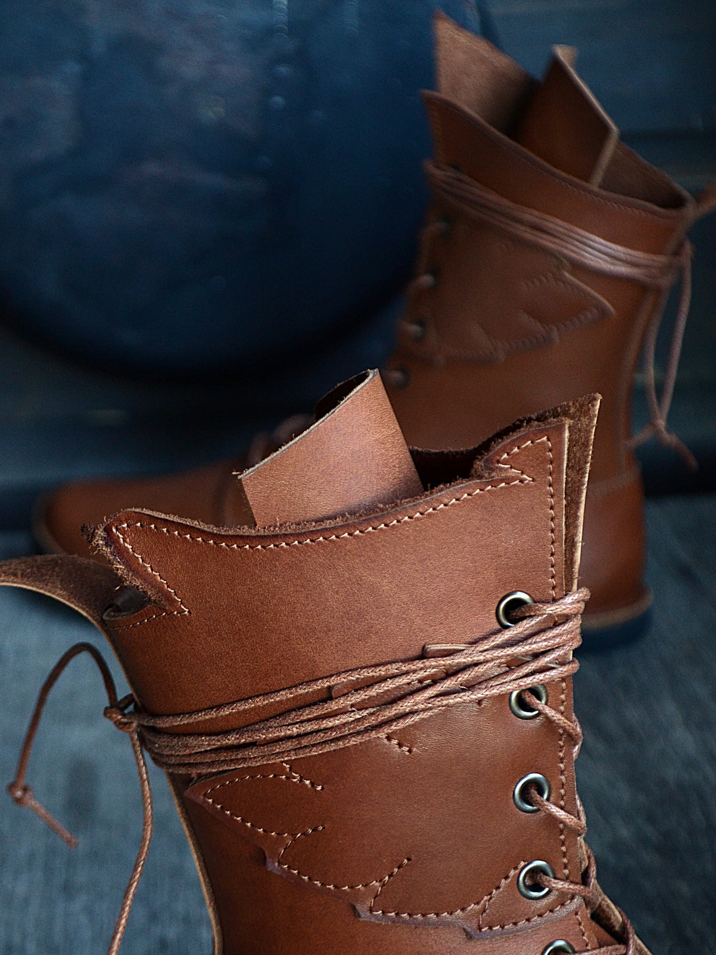 UK 6. Frond Boot. 4402. Vibram Zero Drop.
