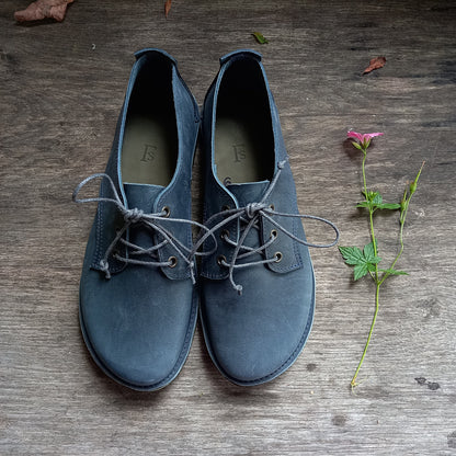 UK 6. FINGLE. Ink / Navy.
