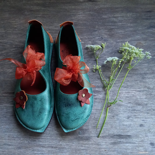UK 5. LUNA Shoe. Vibram Zero Drop. 4952