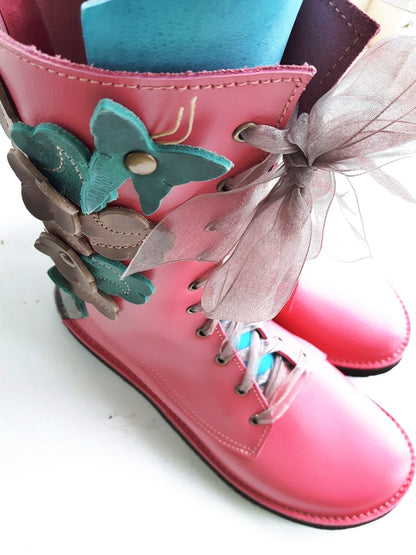 UK 6. FLUTTERBY Boot. 3589