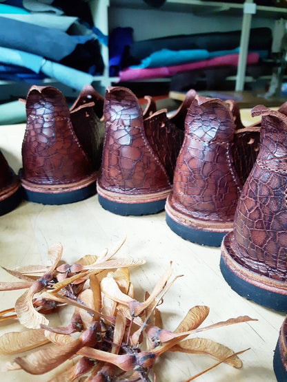 UK 7 HOLLY Shoe #3610