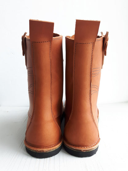 UK 7 TWIG Hoot Boot #3631