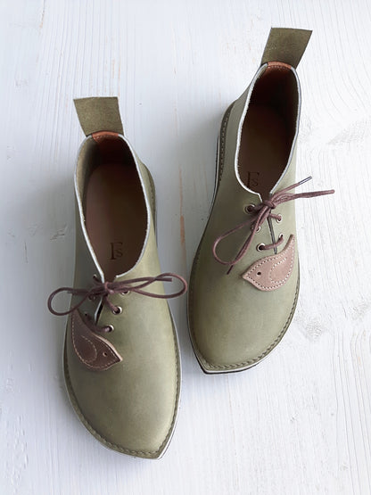 UK 4. POD Boot. No 3724