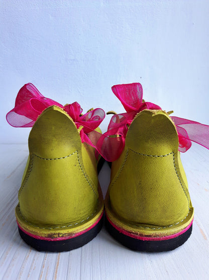 UK 5 HOLLY Shoe #3754