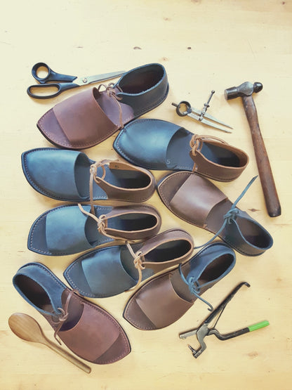 UK 6. FLITTLE Sandal. 3810
