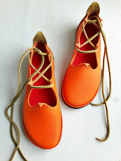 UK 5, HOLLY Shoe #3841