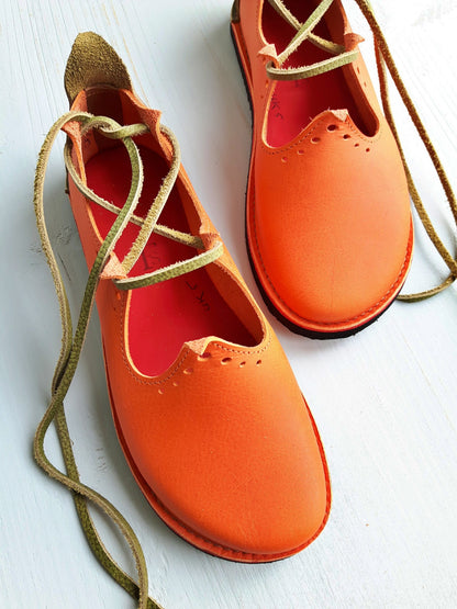 UK 5, HOLLY Shoe #3841