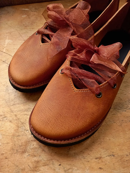 UK 6. QUEENIE Shoe. 4473