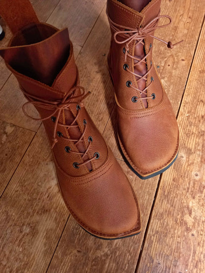 UK 5. BOBBIN Boot. No 4469