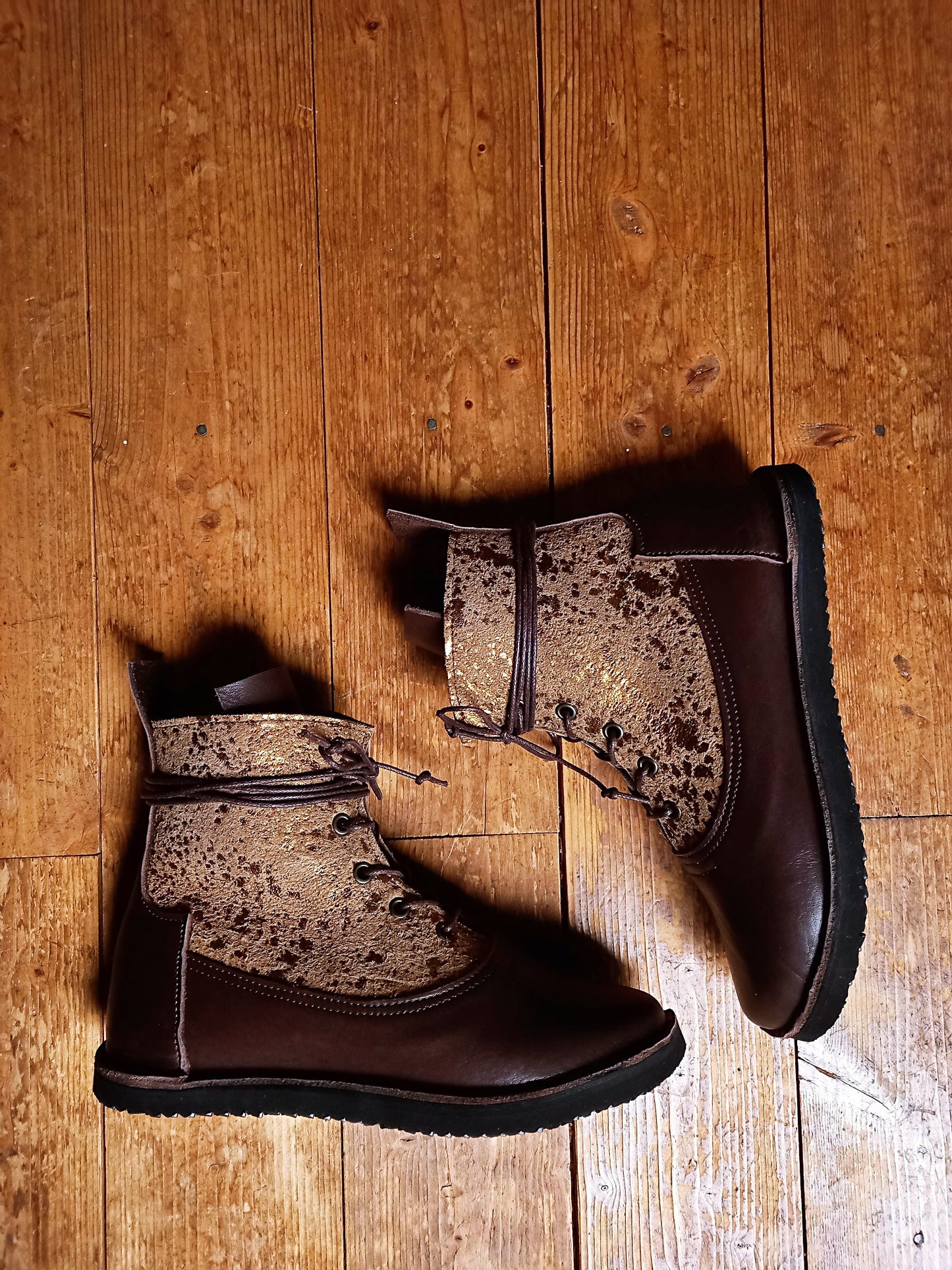 UK 4. BOBBIN Boot. No 4475
