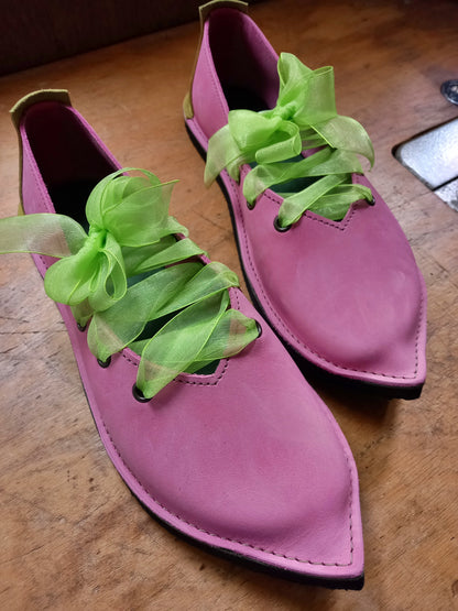 UK 5. QUEENIE Shoe. 4493